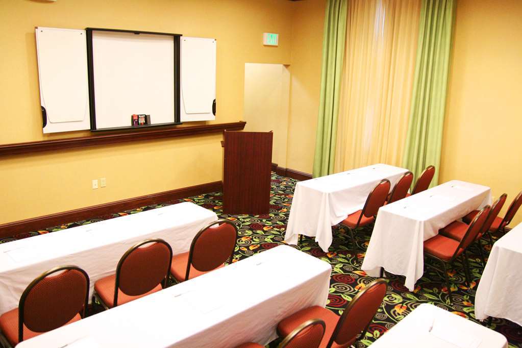 Hampton Inn & Suites Los Angeles Burbank Airport Facilities photo